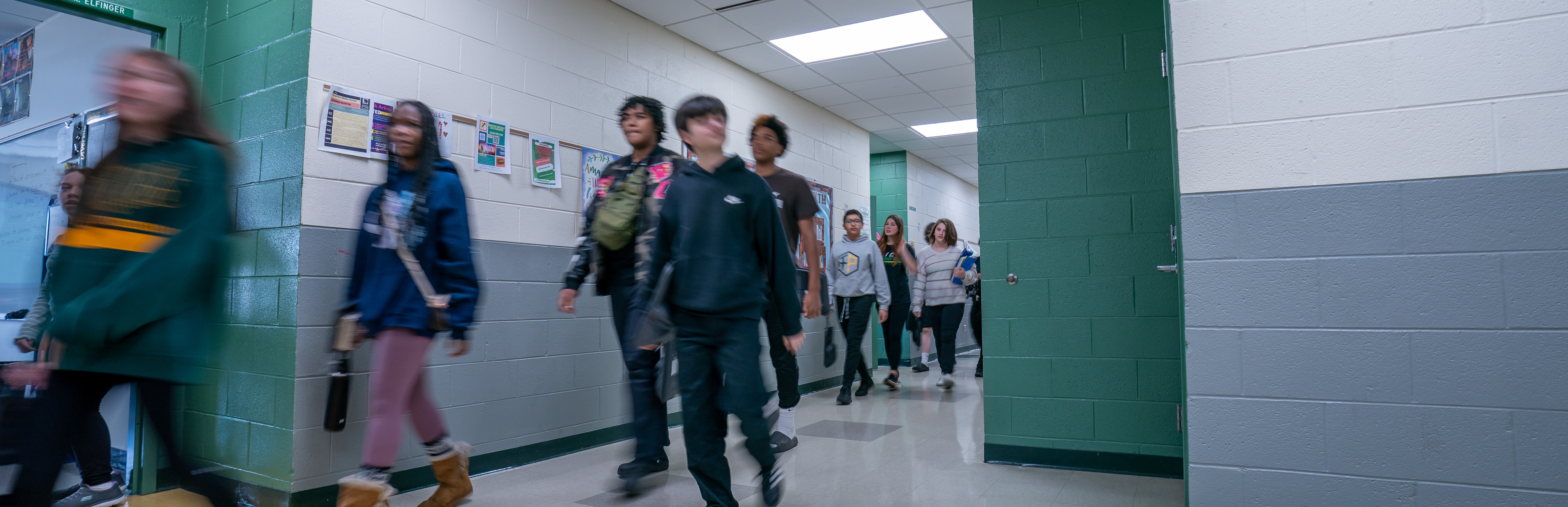 Public Middle Schools in Maywood, IL - Niche, image size:6000x1942