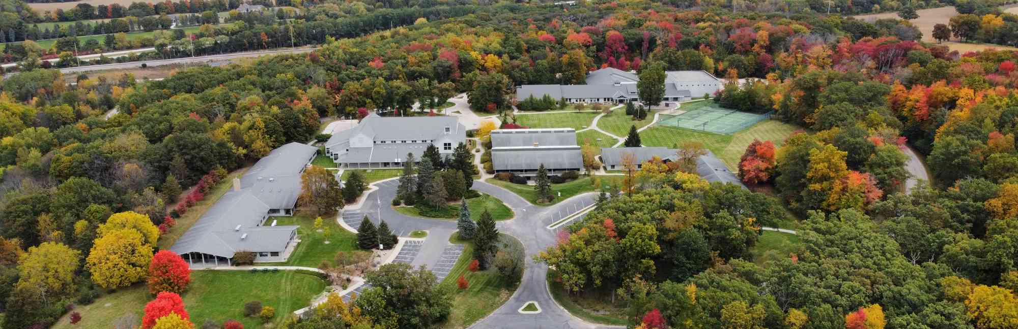 University Lake School in Delafield, WI Niche