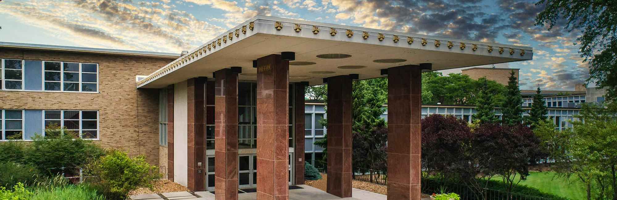 College of Liberal Arts and Education Saint Xavier University